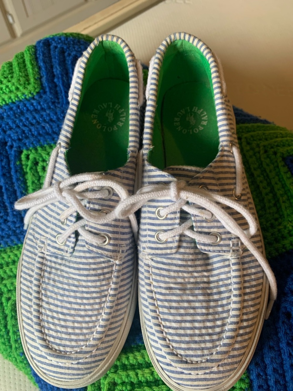 Polo Ralph Lauren Blue & White Striped Boat Shoe with Green Insole. 7.5B Lilia.